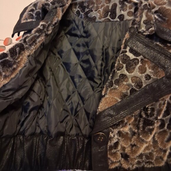 NWT Women's Gray Black Faux Fur Jackets Open Front Long Sleeve Outerwear 4 - Picture 9 of 9